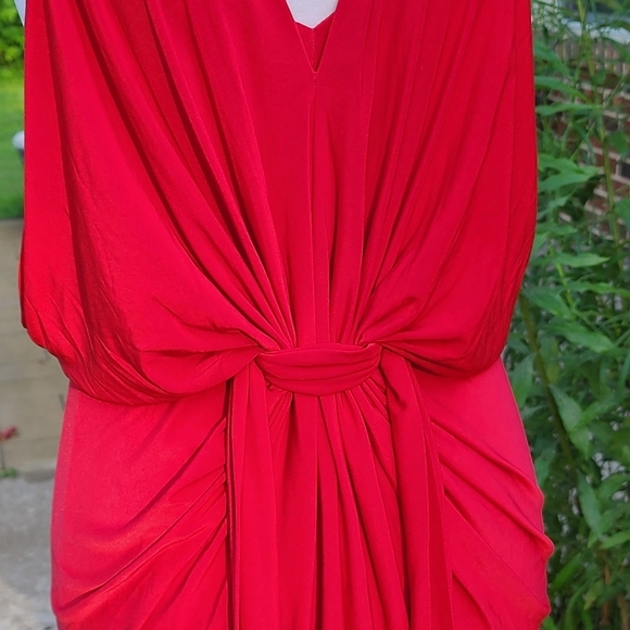 NEW Misa Los Angeles Domino Mini Dress Twisted Knot V Neckline All-Red Luxury - Picture 7 of 15